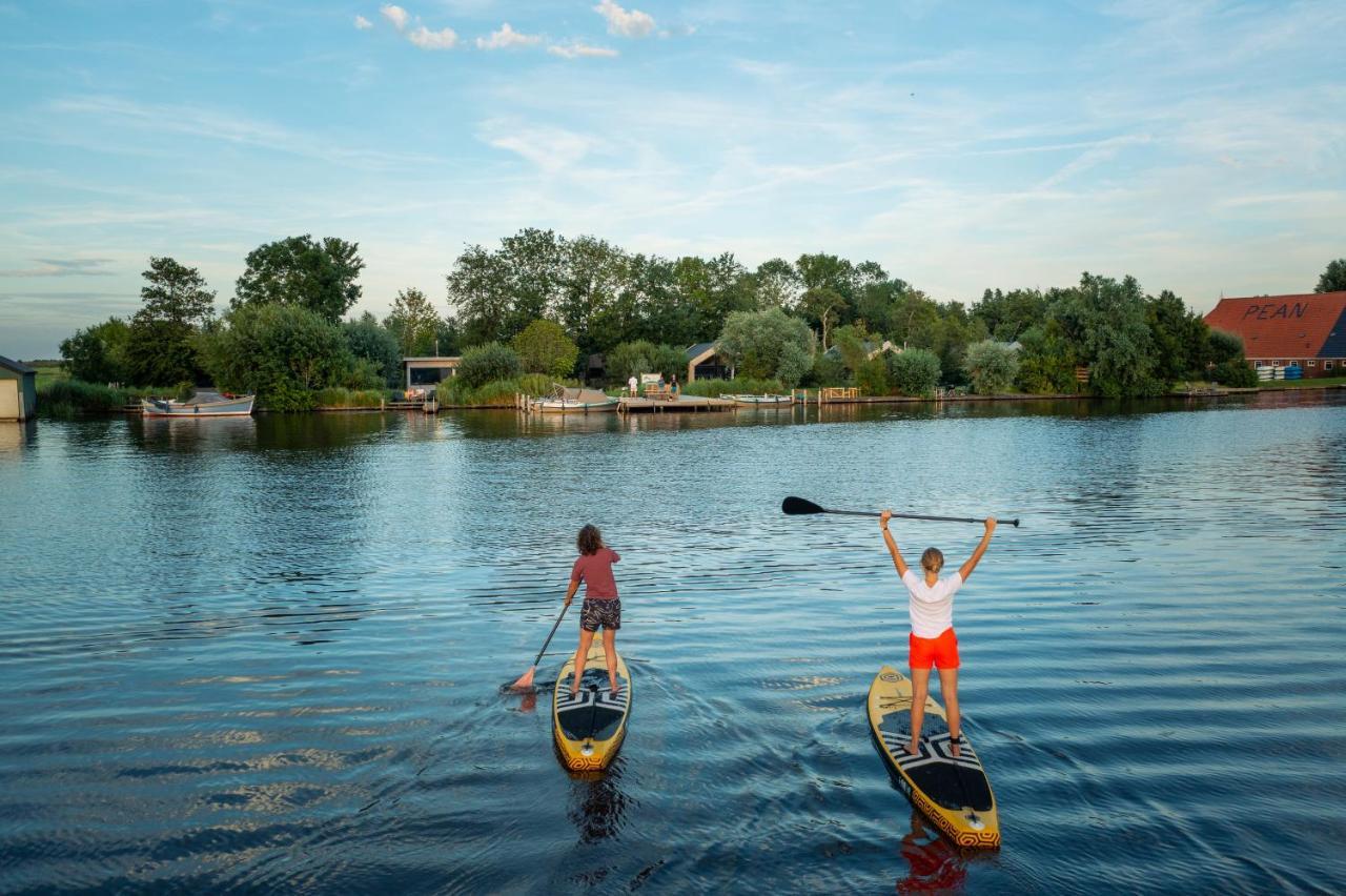 Pean-Buiten Waterlodges Nes  Екстер'єр фото